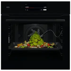 AEG pećnica ugradbena NBT9P831AB
