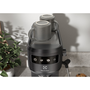 aparat-za-kavu-electrolux-e6ec1-6bst-53078-05050114.webp