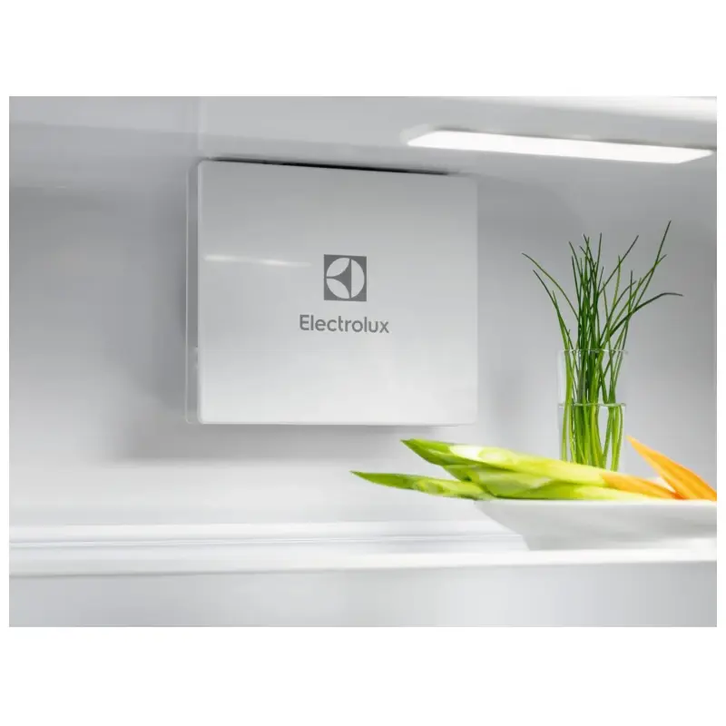 ELECTROLUX hladnjak ugradbeni ERD6DE18S1